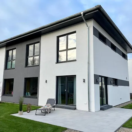 Neu! Feriendomizil Traumzeit 1 Mit Sauna & Garten Holiday home *